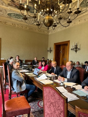 Výbor pro hospodářství, zemědělství a dopravu