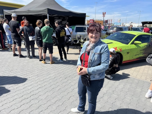 Sraz automobilů pořádaný spolkem NahnedCrew