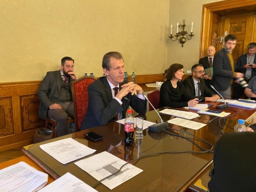 Výbor pro hospodářství, zemědělství a dopravu