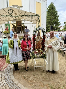 Průvodu ke cti Nejsvětějšího Srdce Ježíšova