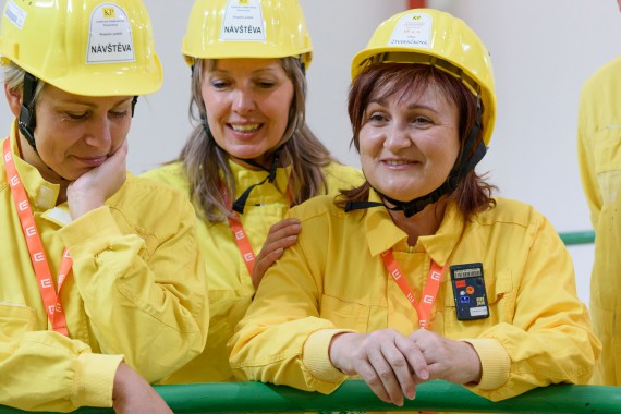 Starostové navštívili reaktorový sál Starostové navštívili reaktorový sál