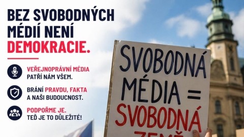 O veřejnoprávní média se právě teď hraje