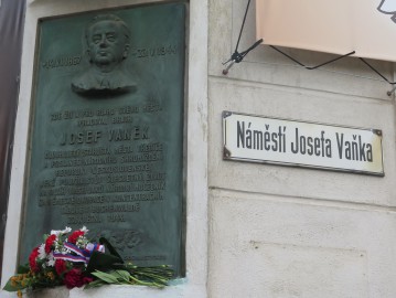 Pietní setkání -Josef Vaněk Pietní setkání -Josef Vaněk