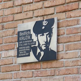 Odhalení pamětní desky Bedřicha Kružíka Odhalení pamětní desky Bedřicha Kružíka