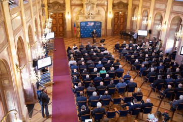 Shromáždění u příležitosti 30. výročí 17. listopadu Shromáždění u příležitosti 30. výročí 17. listopadu