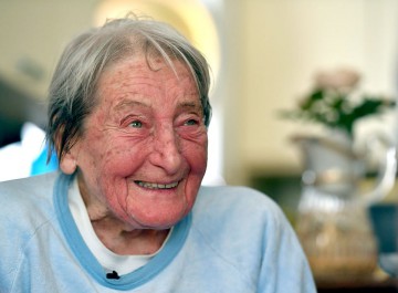 Dana Zátopková (19. 9. 1922 až 13. 3. 2020) Dana Zátopková (19. 9. 1922 až 13. 3. 2020)