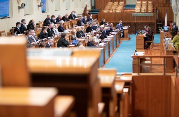 22. schůze Senátu 22. schůze Senátu