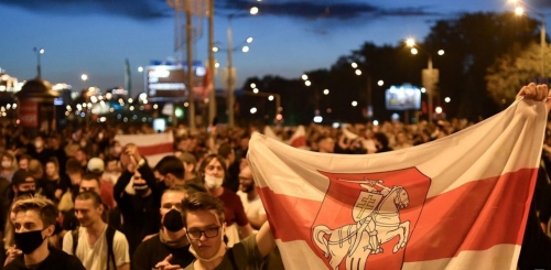 Odsuzuji násilí na demonstrantech