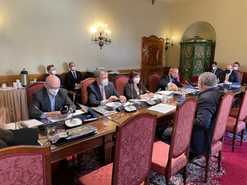 Výbor pro hospodářství, zemědělství a dopravu
