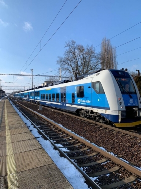 Zajištění rychlíků na lince R9 Praha–Jihlava/Brno