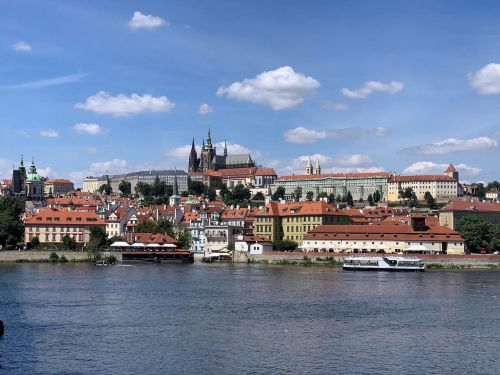 Jednání v Poslanecké sněmovně o zákonu o silniční dopravě