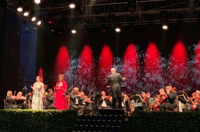 Zahajovací galakoncert